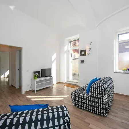 Sleeps 4 * Arona